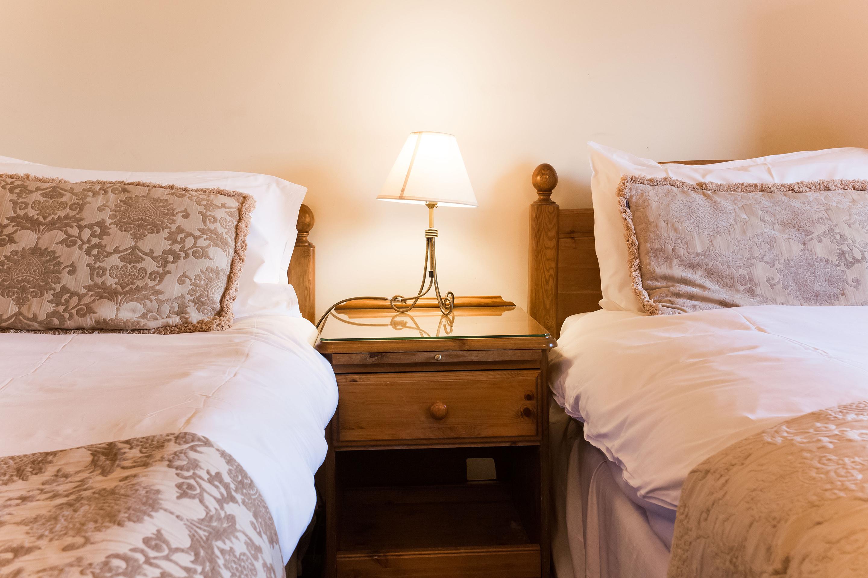 Oyo Ye Olde Bowling Green Inn (Adults Only) Bradwell  エクステリア 写真