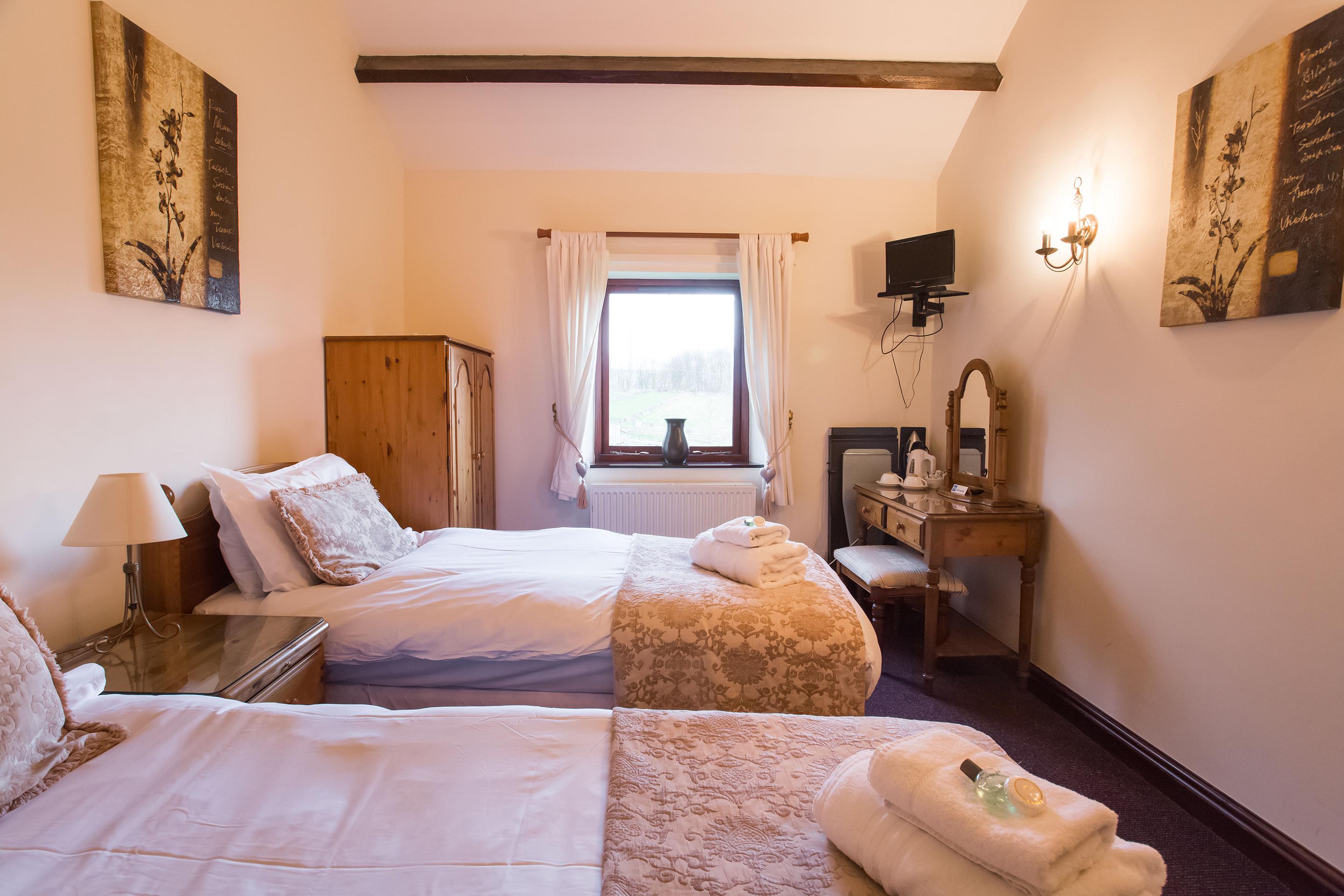 Oyo Ye Olde Bowling Green Inn (Adults Only) Bradwell  エクステリア 写真