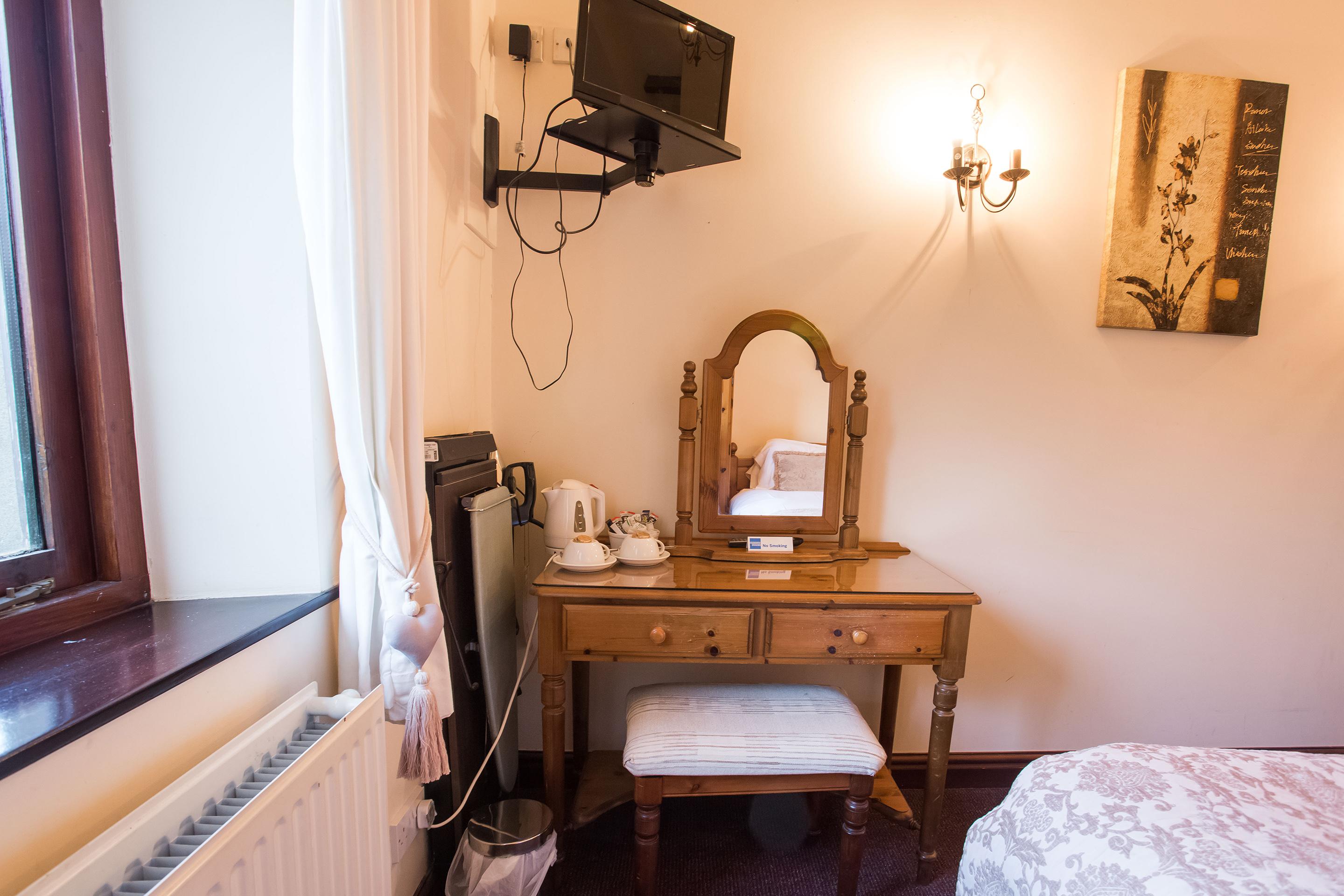 Oyo Ye Olde Bowling Green Inn (Adults Only) Bradwell  エクステリア 写真