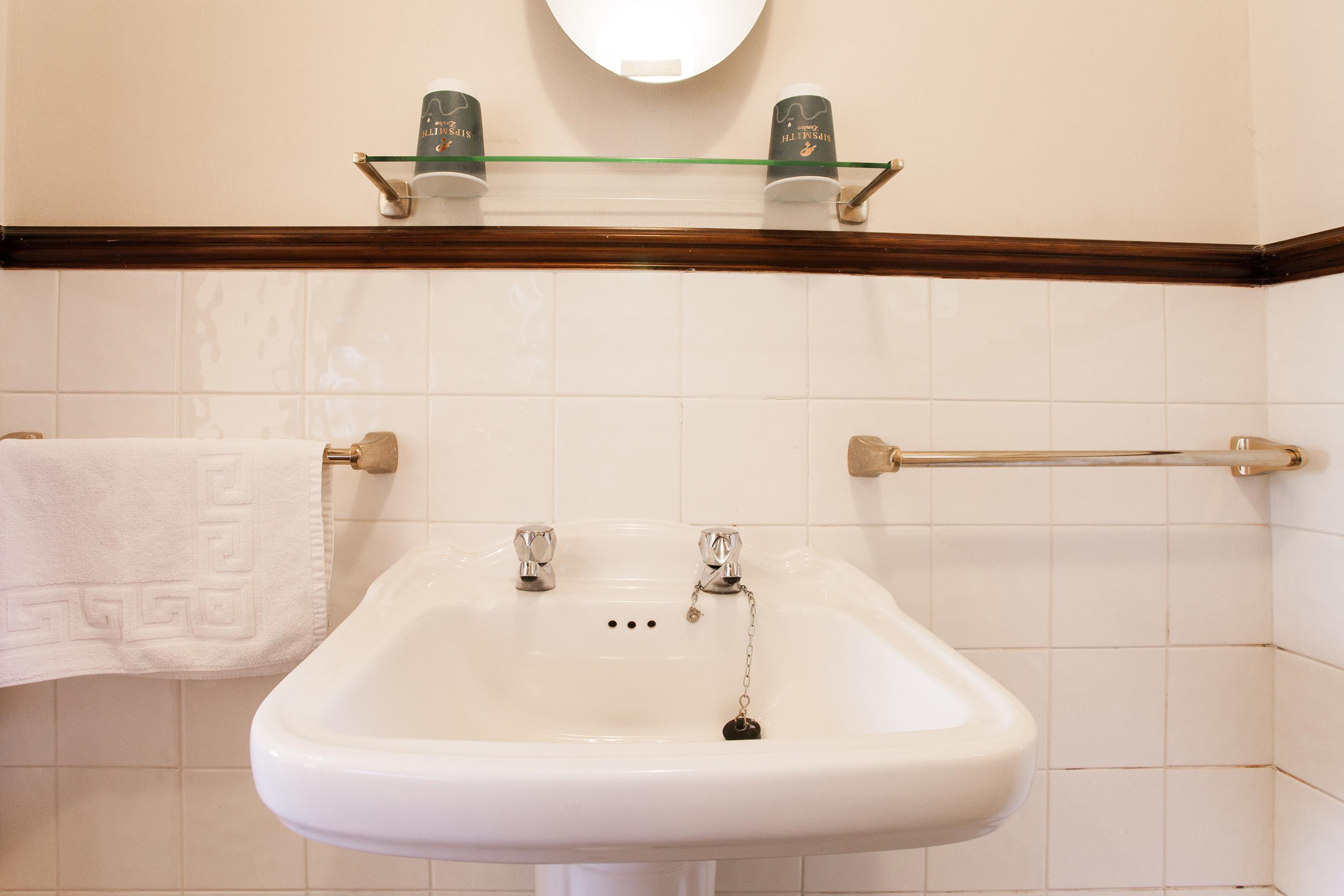 Oyo Ye Olde Bowling Green Inn (Adults Only) Bradwell  エクステリア 写真